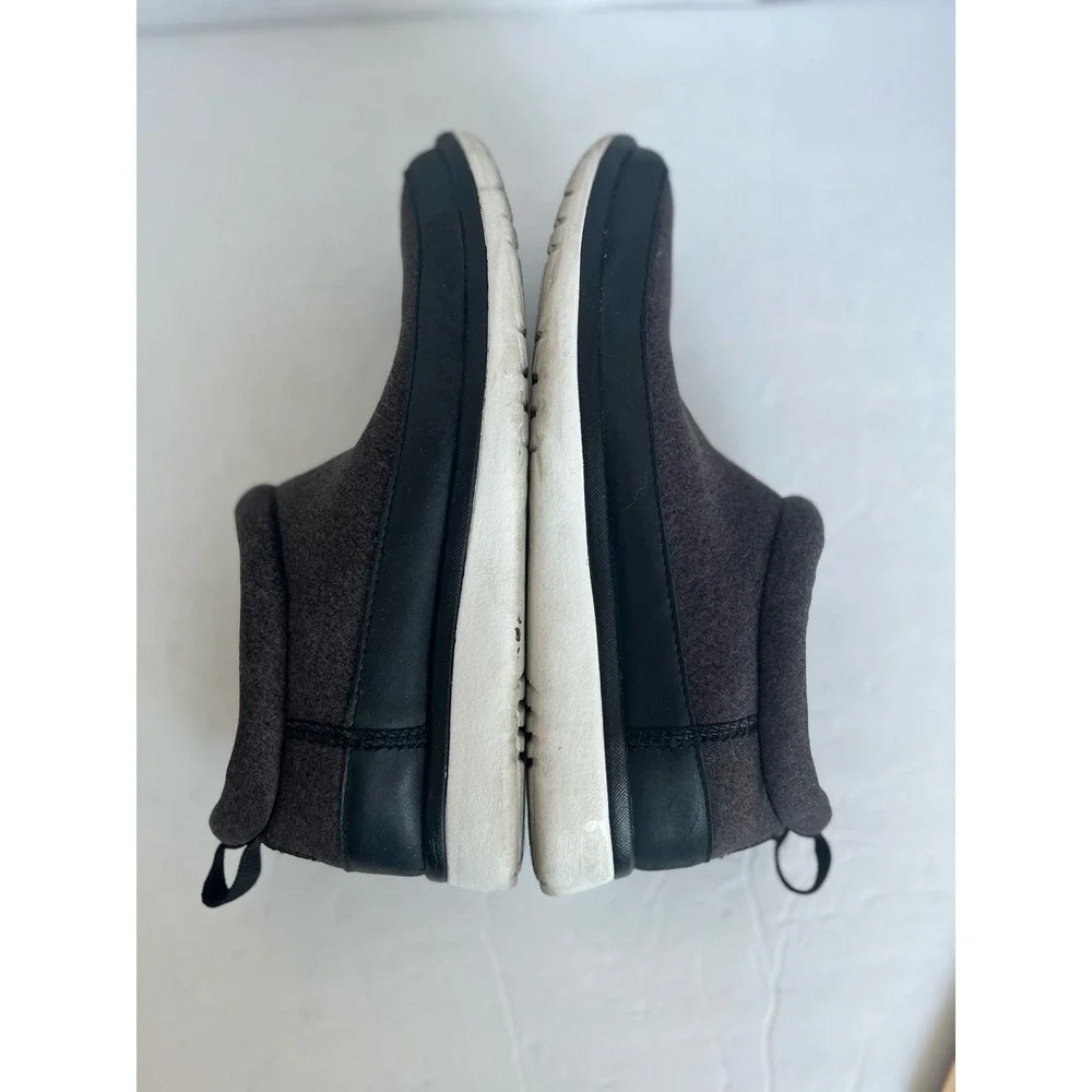 UGG Riviera Women's Slip On Gray Black White Comfort‎ Low Top Sneaker Shoes 7.5